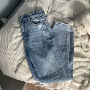 American Eagle Mom Jeans